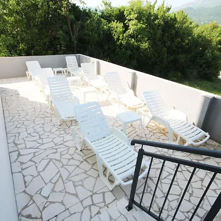 Apartmani Tomic Igalo Exterior photo